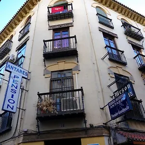 Antares 招待所